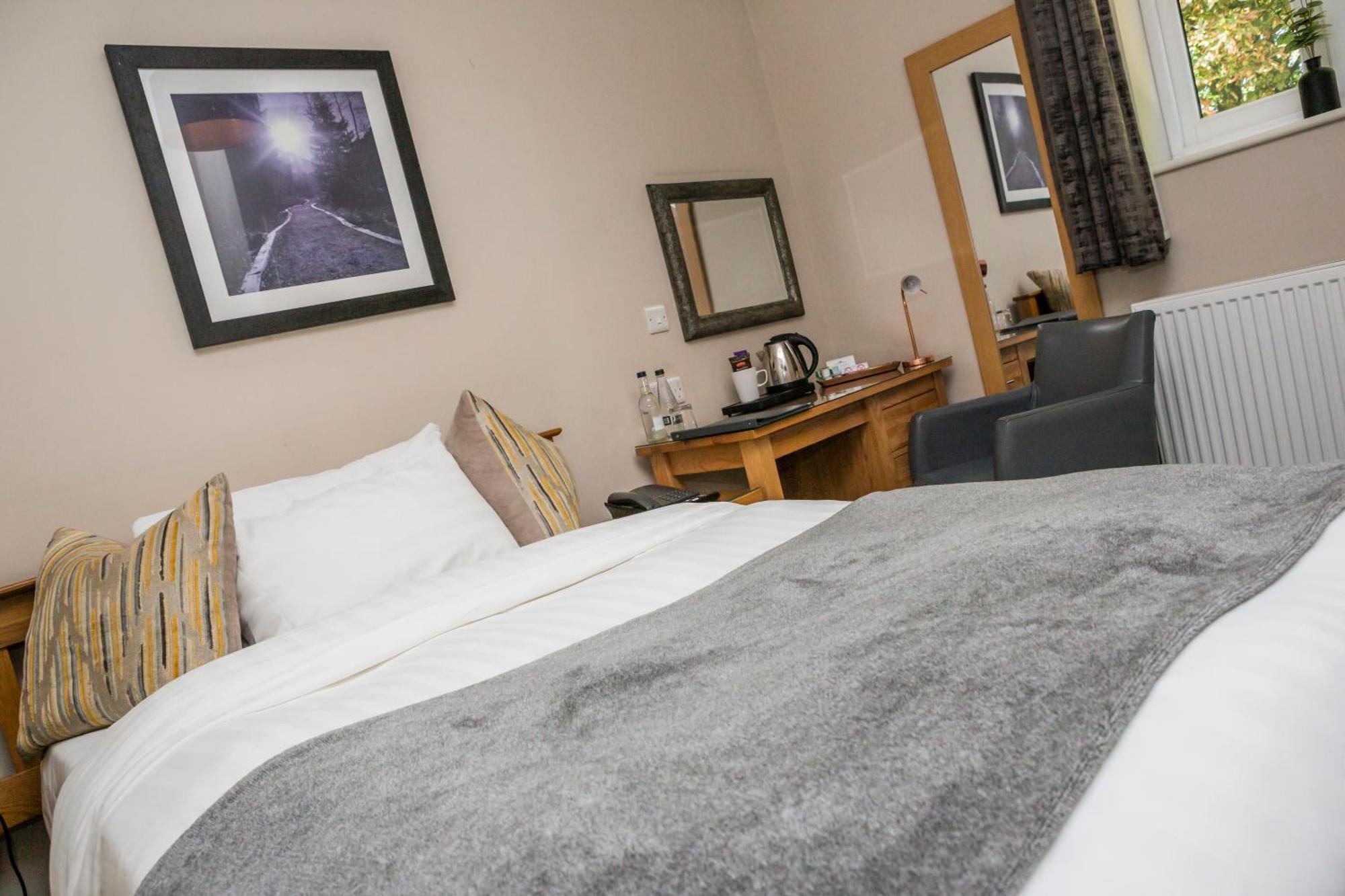 The Black Swan Inn Horsham St Faith Bagian luar foto