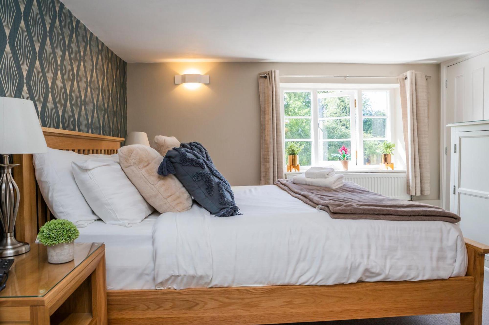 The Black Swan Inn Horsham St Faith Bagian luar foto