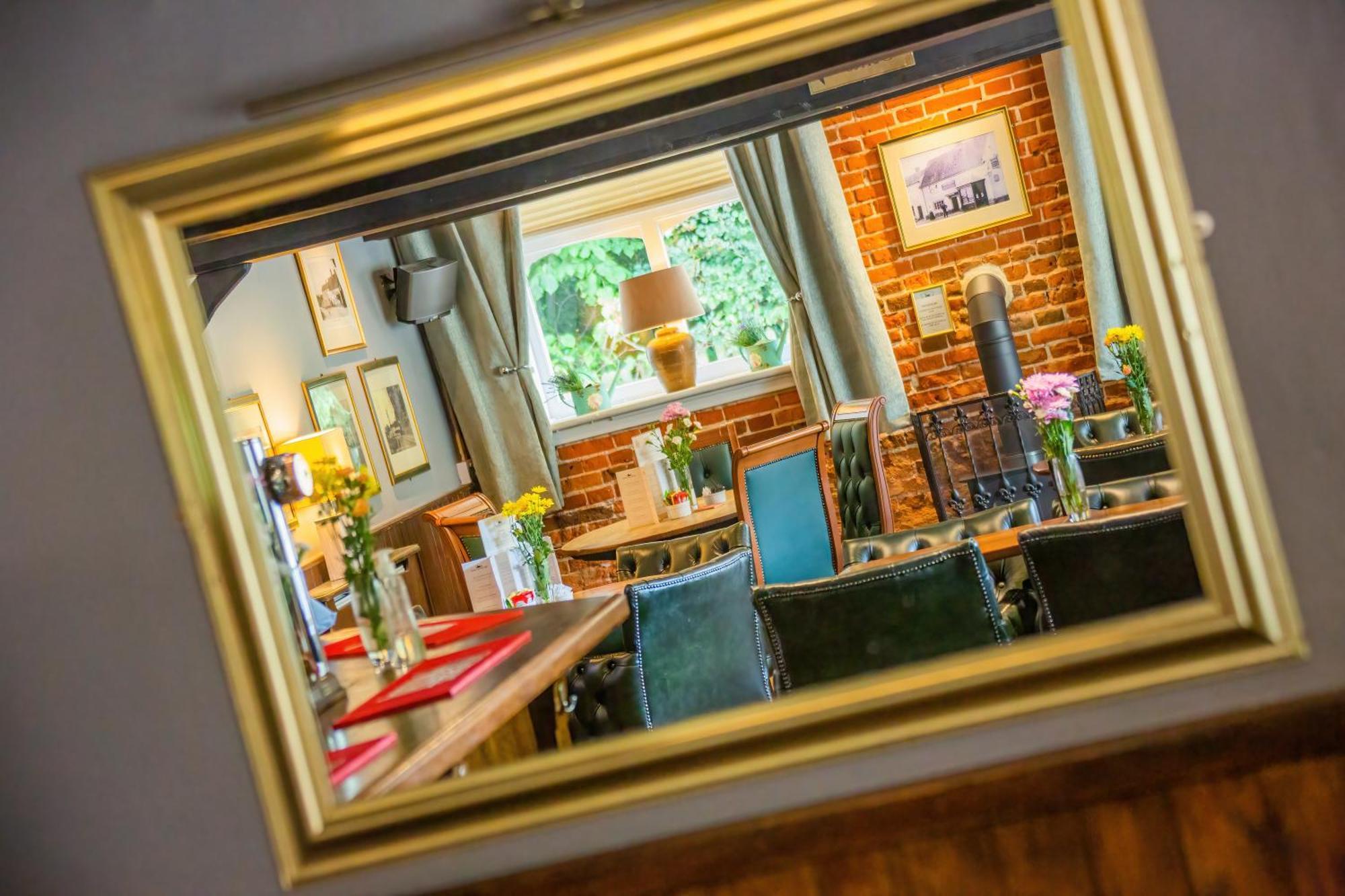 The Black Swan Inn Horsham St Faith Bagian luar foto