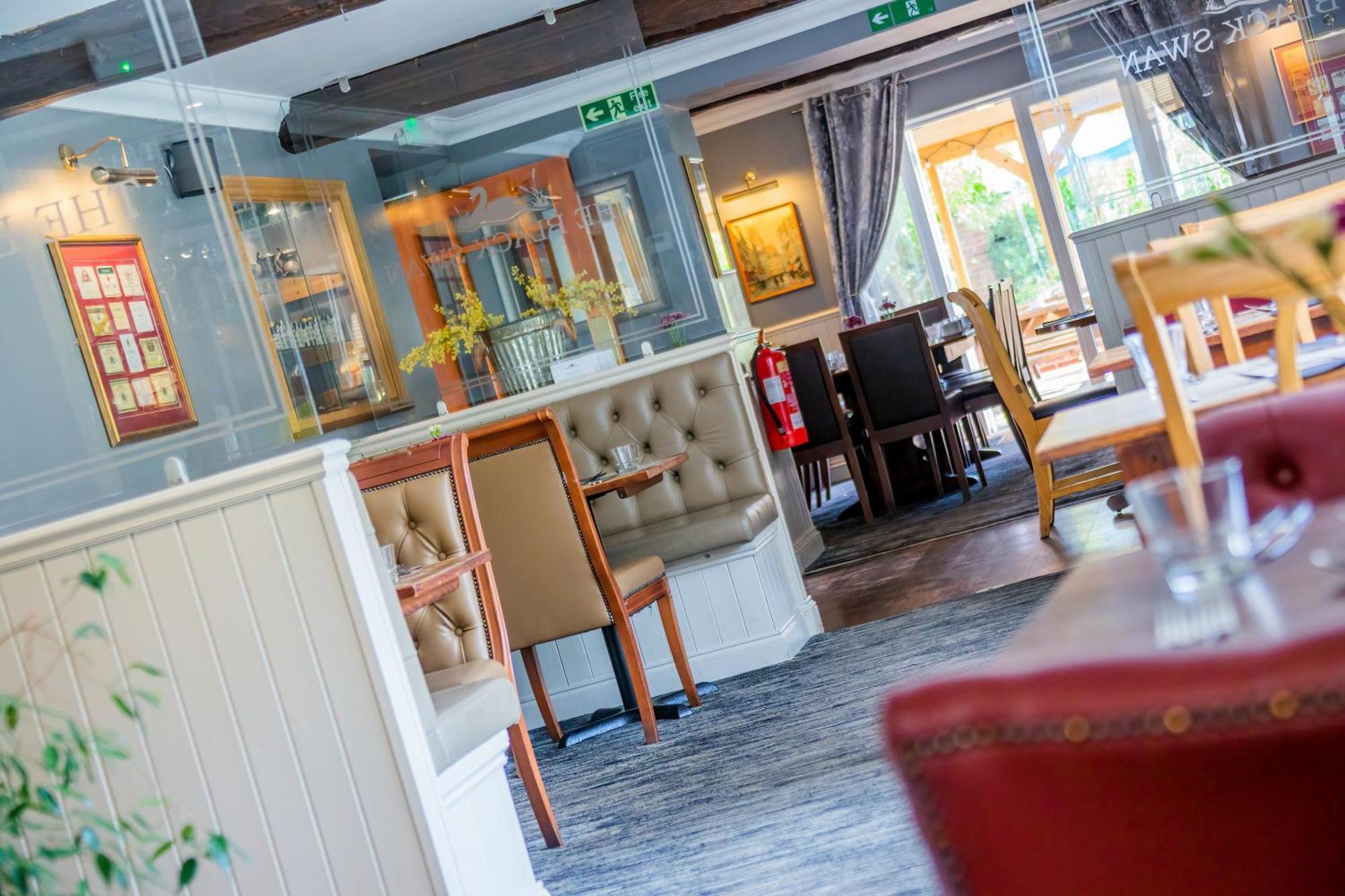 The Black Swan Inn Horsham St Faith Bagian luar foto